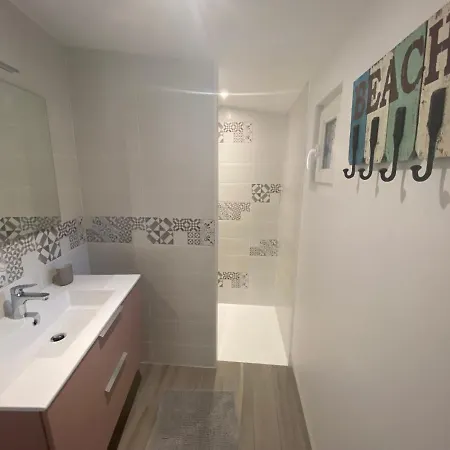 Le De La Baie Carolles