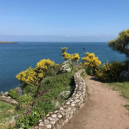 Le De La Baie * Carolles