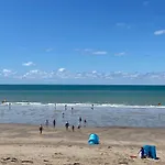 Le De La Baie *