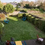 Le De La Baie *