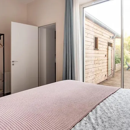 Holiday home Le De La Baie Carolles