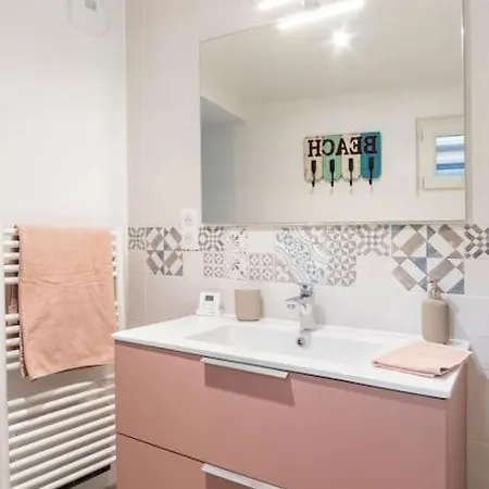 Le De La Baie Carolles