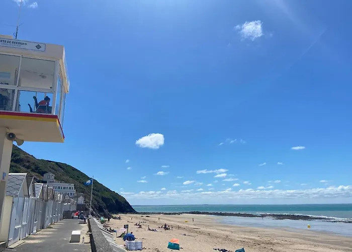 Le De La Baie * Carolles