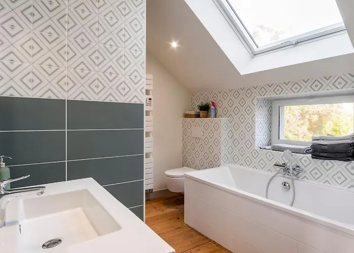 Le De La Baie * Carolles