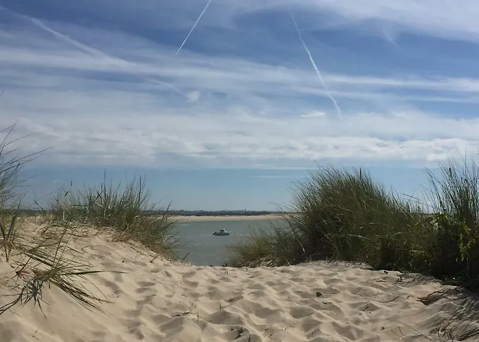 Holiday home Le De La Baie Carolles